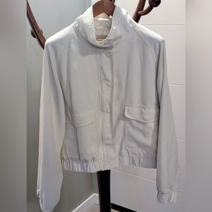 LOFT Linen-blend Weekend Utility Jacket